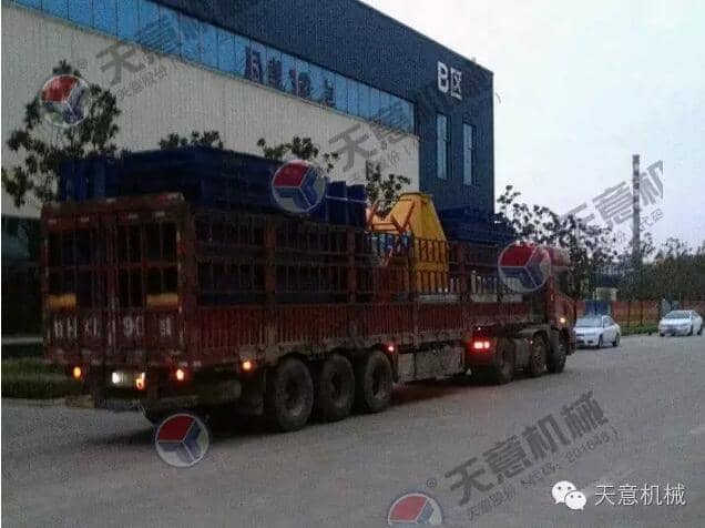 輕質(zhì)墻板機(jī)