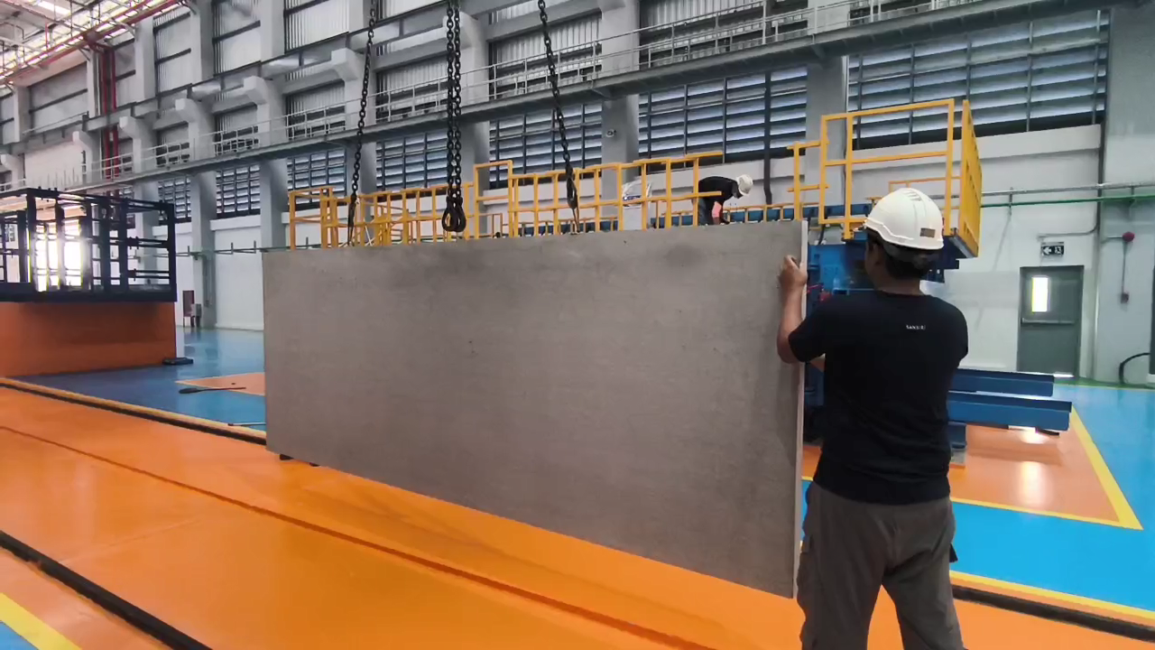 WeChat_202503261553000_00_0220251229-090150